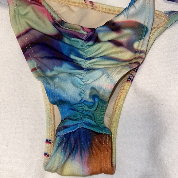 Bikini set - Picture 2 of 4